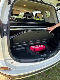 Toyota RAV4 Hybrid - predaj - 3