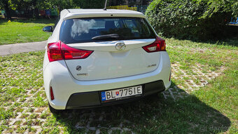 Predám TOYOTA AURIS - 3