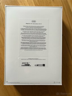 P: Apple iPad Air (4th generation) - 3