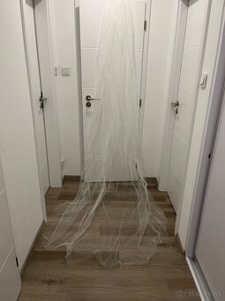 Hladký svadobný závoj Poirier - 3