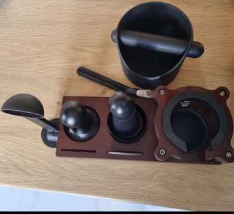 DeLonghi pákový kávovar - 3