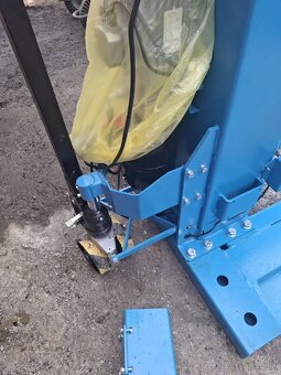 Predám jednostľpový zdvihák Rp tools - 3