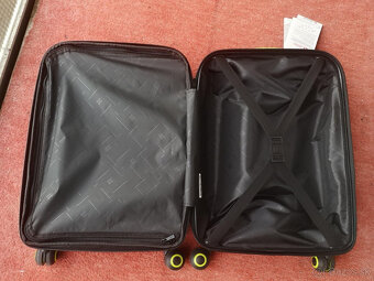 IT luggage cestovný príručný kufor 51L - 3