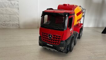 Bruder miešacie auto Mercedes - 3
