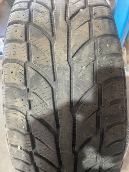 235/65 R18 - 3