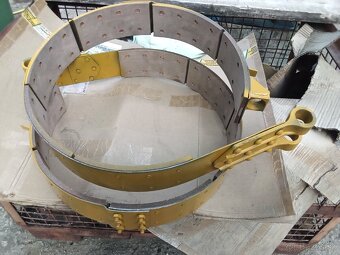 Brzdové pásy buldozér T130/T170 - 3