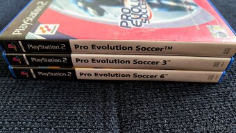 PES Pro Evolution Soccer PS2 - 3