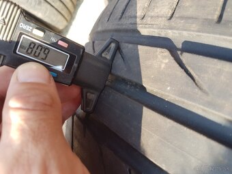 235/40 r19 letné pneumatiky 2ks Bridgestone - 3