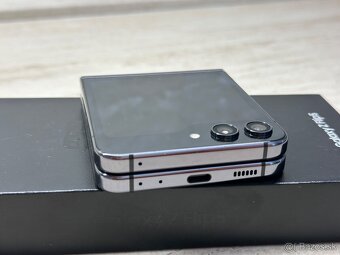 Samsung Galaxy Z Flip 5 5G 8GB/512GB - 3