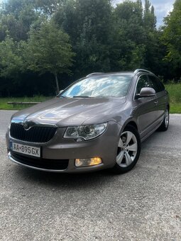 Škoda superb - 3