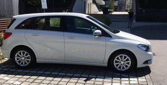 Predám osobný automobil Mercedes - 3