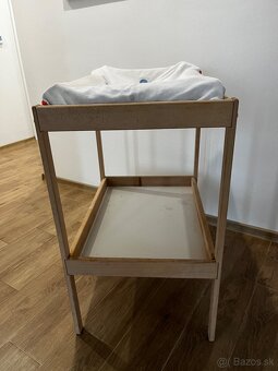Prebalovaci pult s podlozkou - 3