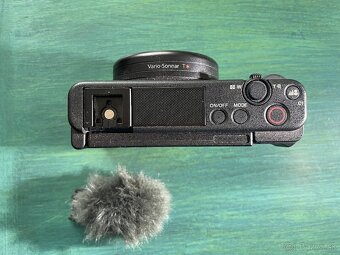 Sony zv-1  + príslušenstvo - 3