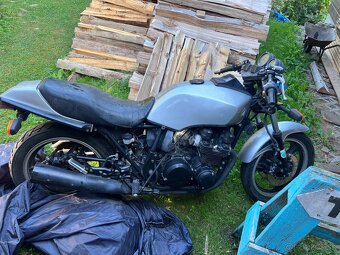Kawasaki kz 750 - 3