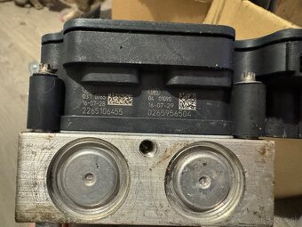 Riadiaca jednotka ABS Toyota Fiat Renault 2265106455 - 3