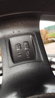 Sada alu diskov 5X112 7JX17 H2 ET 48 pneu.225/45R17 - 3