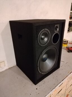 Reproduktory +zosilňovač - 3