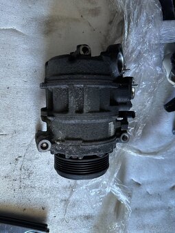 Klimakompresor bmw e90 e91 e92 e93 - 3