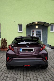 Toyotoa CHR 1.8 hybrid - 3