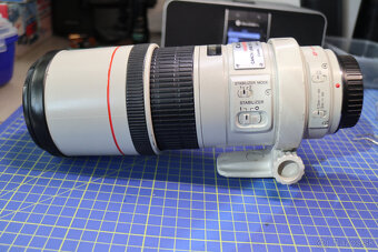 Predám Canon 300 mm - 3