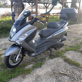predám SYM 250 i GTS - 3