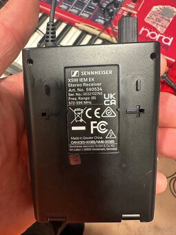 Sennheiser XSW IEM Bezdrôtový In Ear monitor - 3