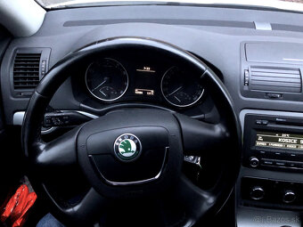 ŠKODA OCTAVIA 2 FL. 1.2 TSI Ambiente r.2012 - 92 140km - 3