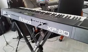 Roland XP80 - 3