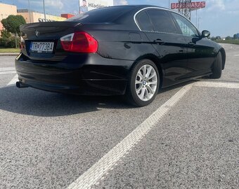 BMW E90 325i - 3
