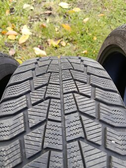 225/45r17 zimné - 3
