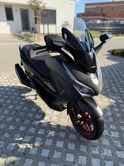 Honda Forza 125 SE - 3