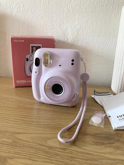 Instax mini 11 fialový - 3