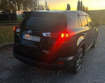 Predám Toyota RAV4 2.2 l D-CAT - 3