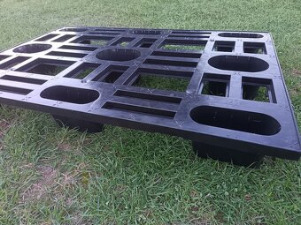 Predám plastové palety.... - 3