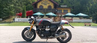 TRIUMPH THRUXTON RS1200 - 3