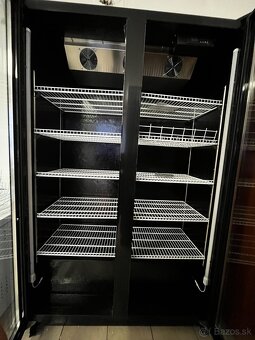 Profesionálna presklená gastro chladnička - 3