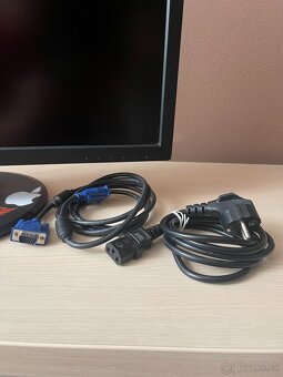21.5" monitor ASUS Full HD - 3