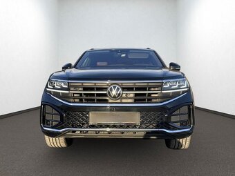 Volkswagen Touareg 3.0TDi 4M R-Line - 3