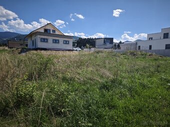 Pozemok vhodný na výstavbu RD Žilina - Višňové - 3
