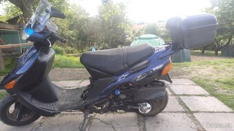 Skúter Suzuki - 3