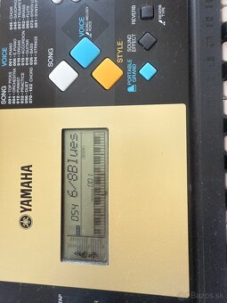 Yamaha YPT-220 - 3