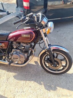 Yamaha XS400 - 3