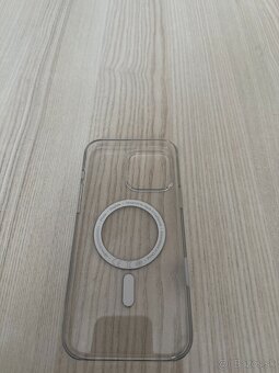 Predám originál kryt na Iphone 16 pro max - 3