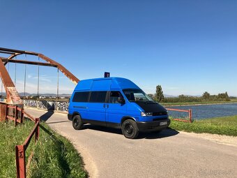 Predám vw Transporter T4 long vysoký - 3