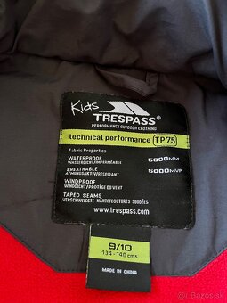 Zimná lyžiarska bunda s otepľovačkami zn. Trespass veľ. 140 - 3