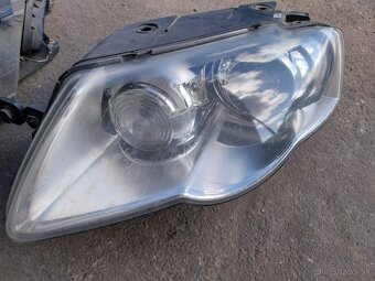 Predám xenóny Volkswagen Passat b6 fl - 3