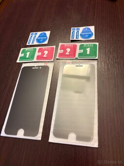 Predám Iphone SE (2022),Midnight - 3