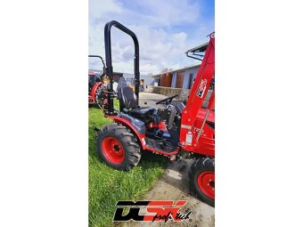 Traktor TYM T255 s čelným nakladačom a medzinápravovou kosou - 3