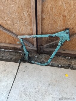 Štítok+ rám 250/590 šport - 3