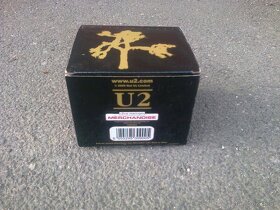 merchandising šálka U2 - 3